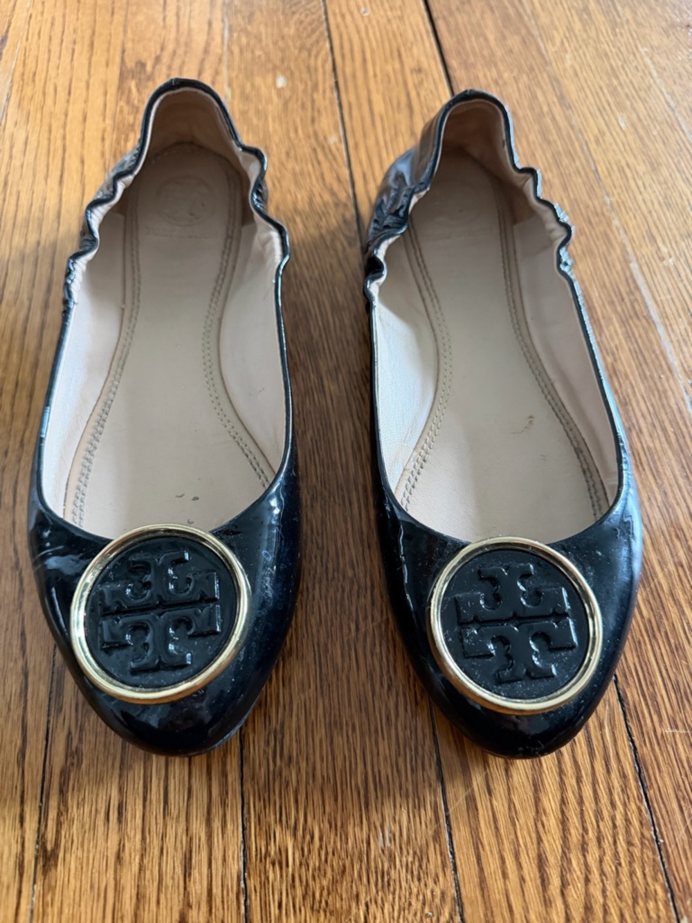 Tory Burch Black Patent Logo-Emblem Ballet Flats